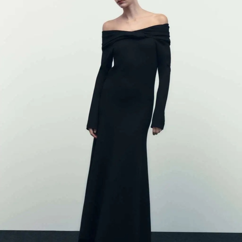 ZARA OFF-THE-SHOULDER DRESS LIMITED EDITION